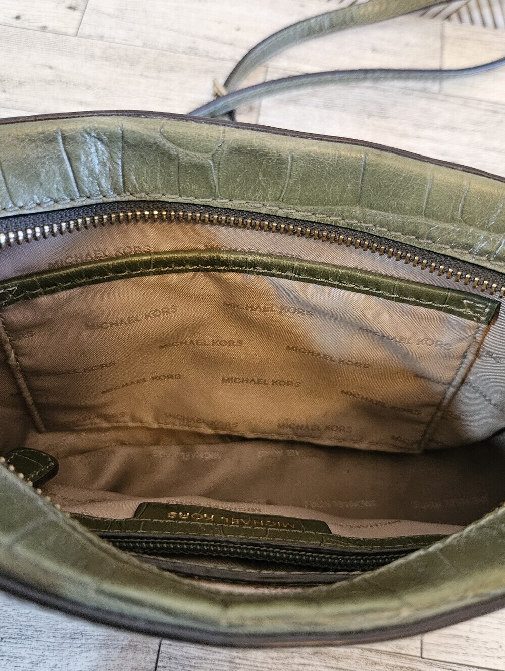 Michael Kors Ginny Croc Embossed Tassel Charm Crossbody Bag Green - Picture 6 of 11